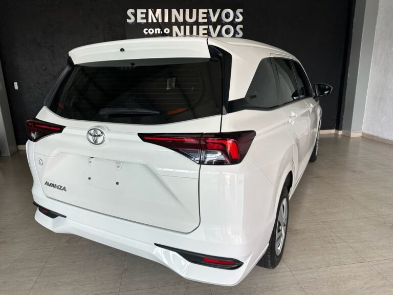 Toyota AVANZA 2024 (9)