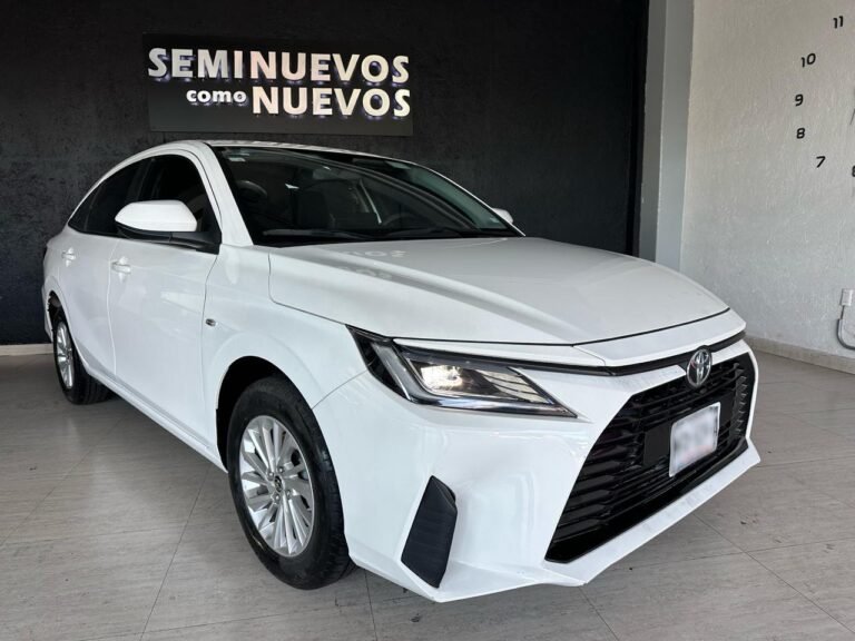 Toyota yaris 2024 (6)