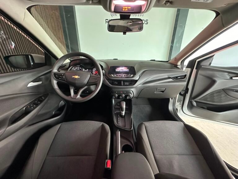 Chevrolet ONIX 2025 (9)